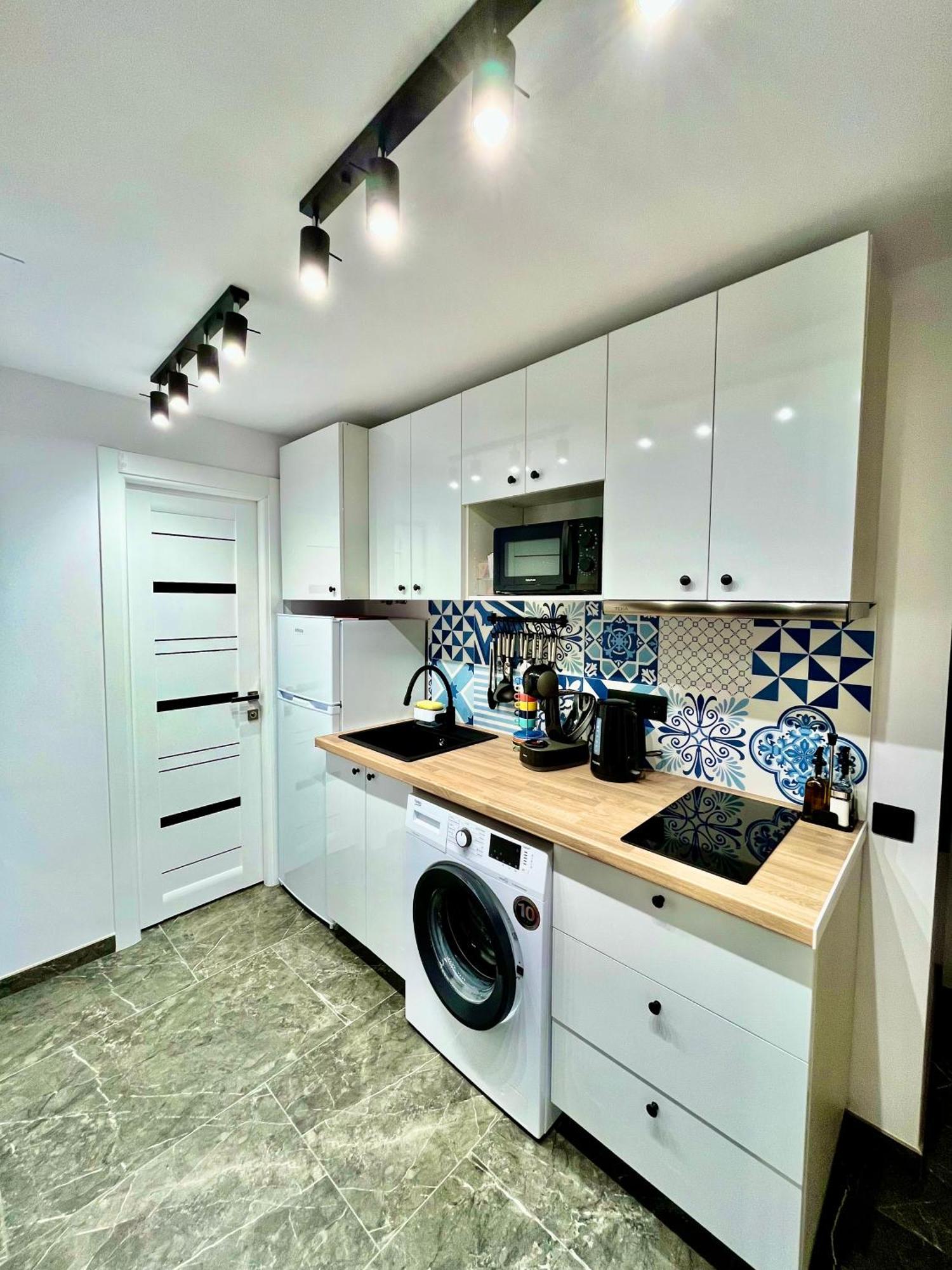 Elegante Apartamento Tres Colores อาลิกันเต ภายนอก รูปภาพ