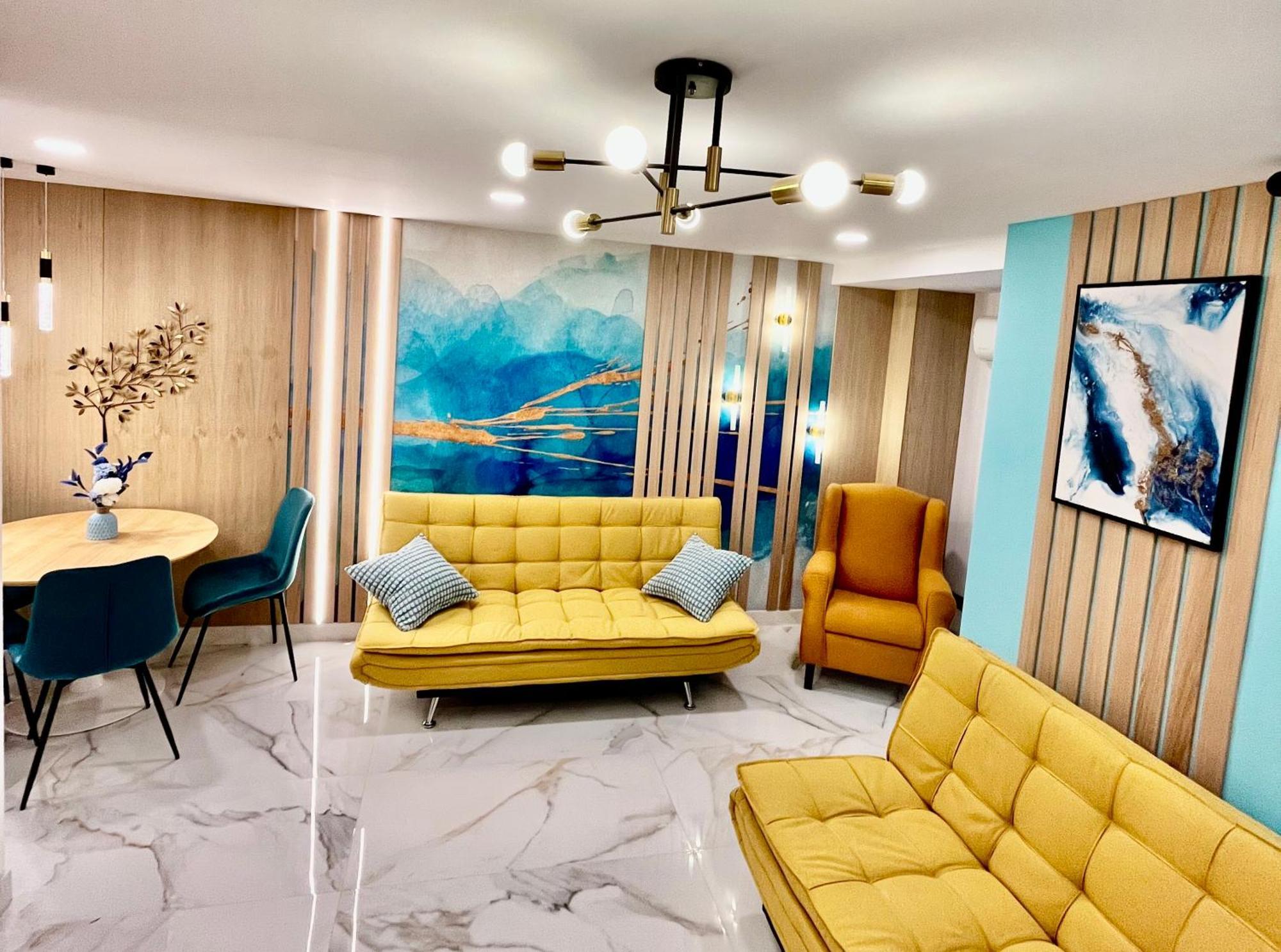 Elegante Apartamento Tres Colores อาลิกันเต ภายนอก รูปภาพ