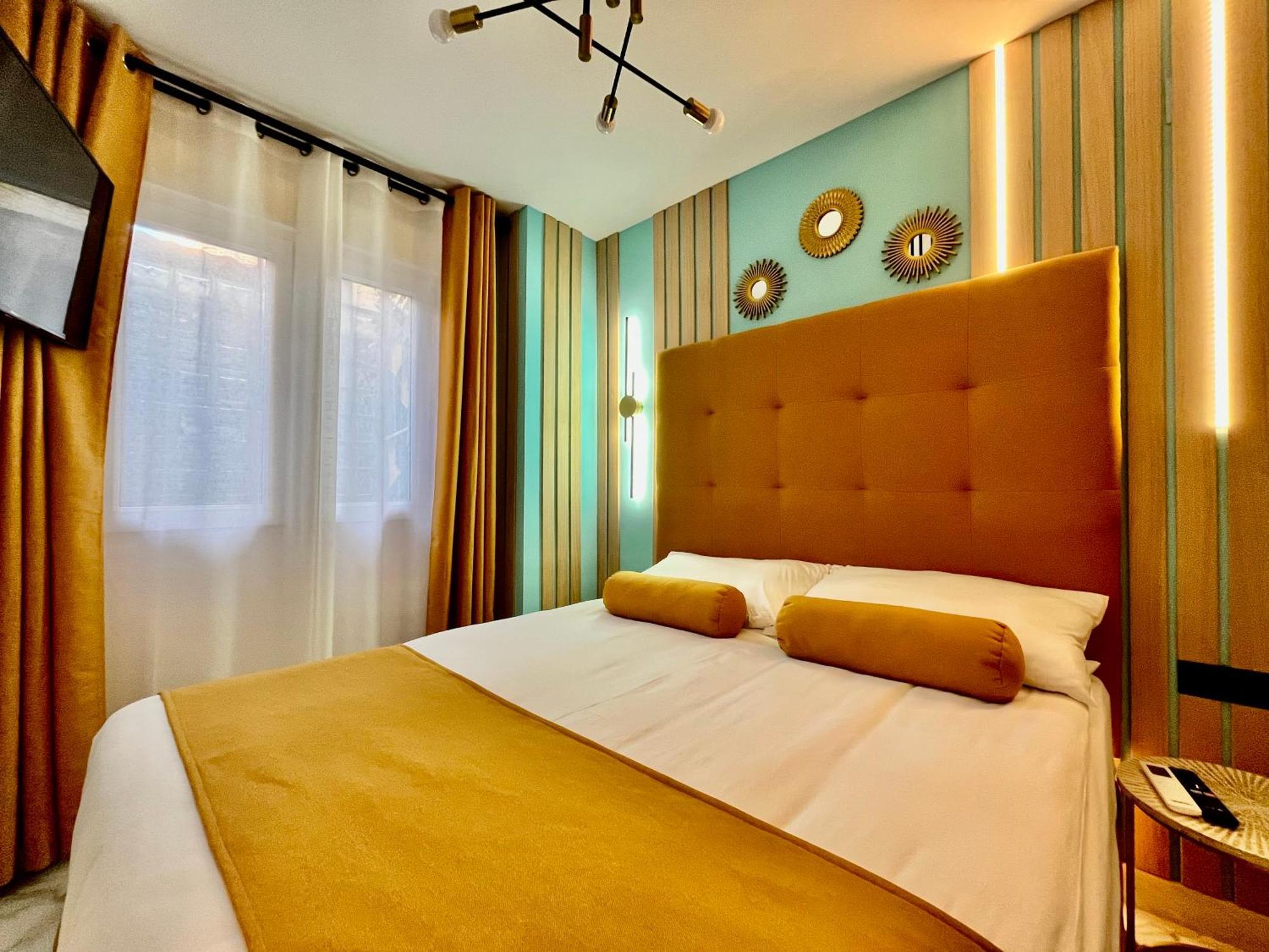 Elegante Apartamento Tres Colores อาลิกันเต ภายนอก รูปภาพ