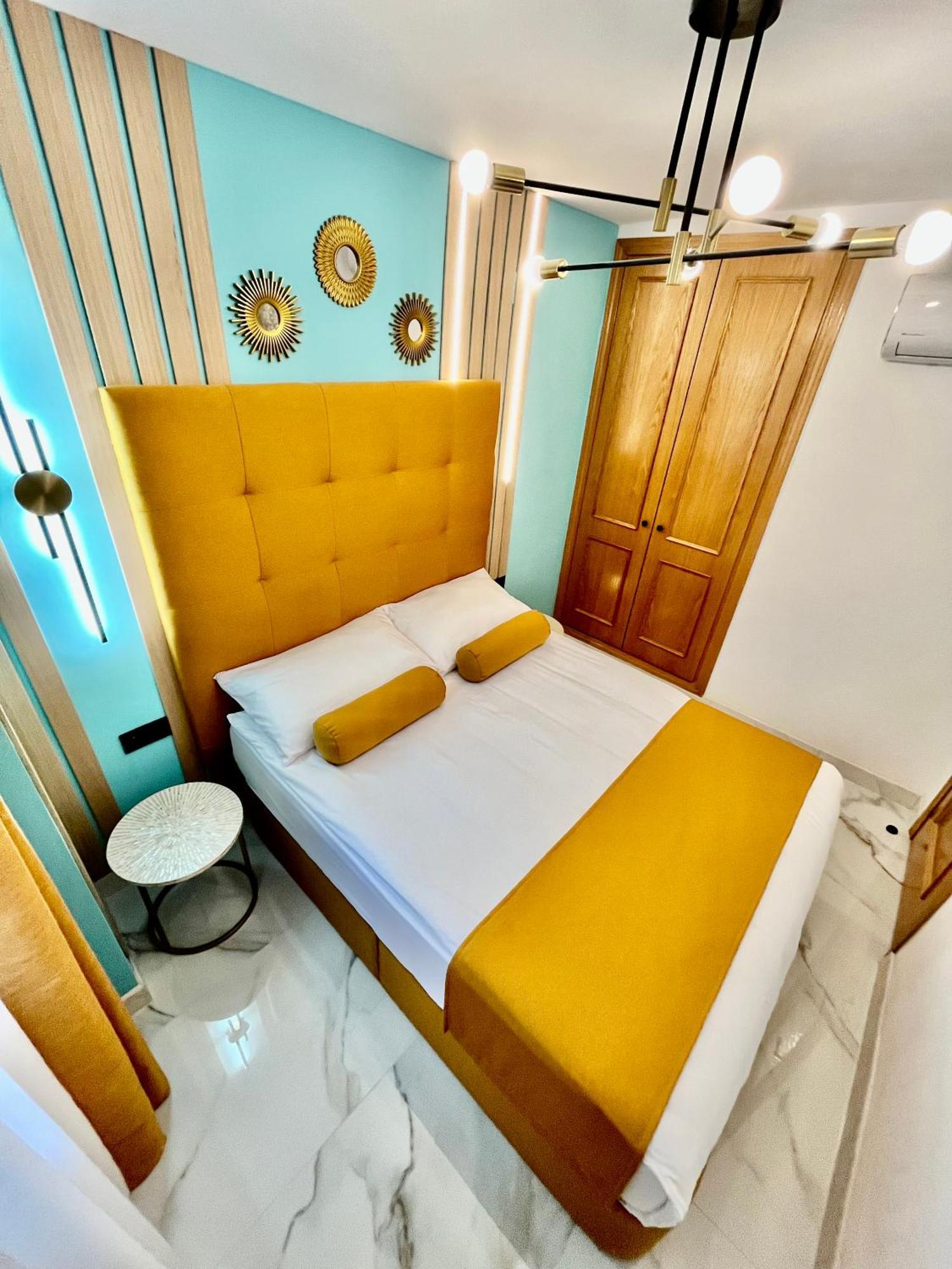 Elegante Apartamento Tres Colores อาลิกันเต ภายนอก รูปภาพ