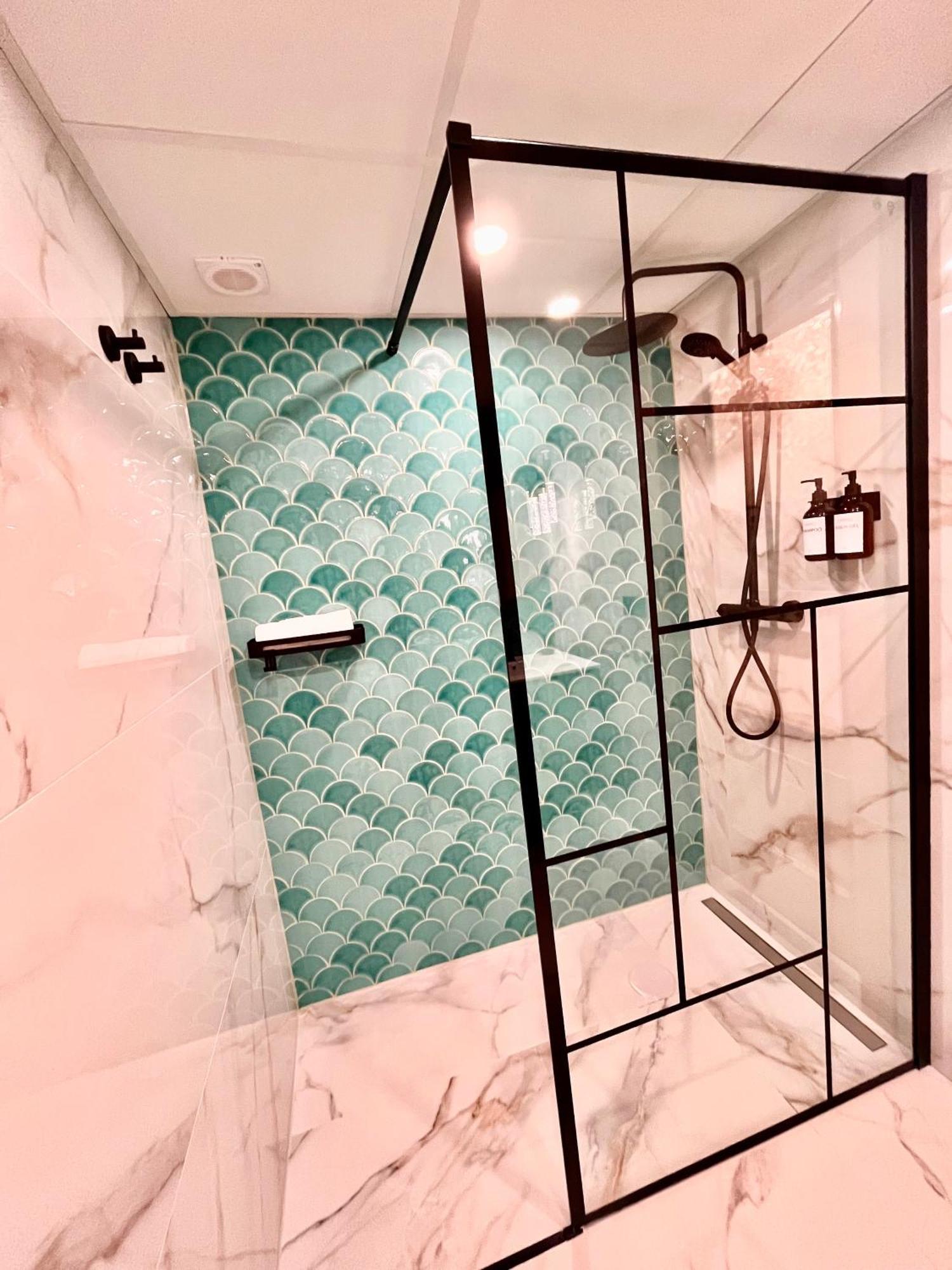 Elegante Apartamento Tres Colores อาลิกันเต ภายนอก รูปภาพ