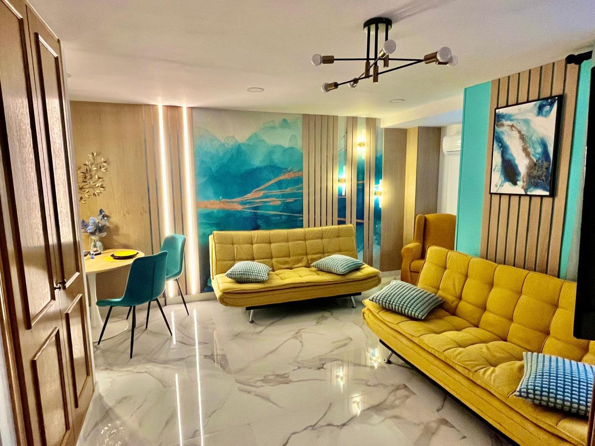 Elegante Apartamento Tres Colores อาลิกันเต ภายนอก รูปภาพ