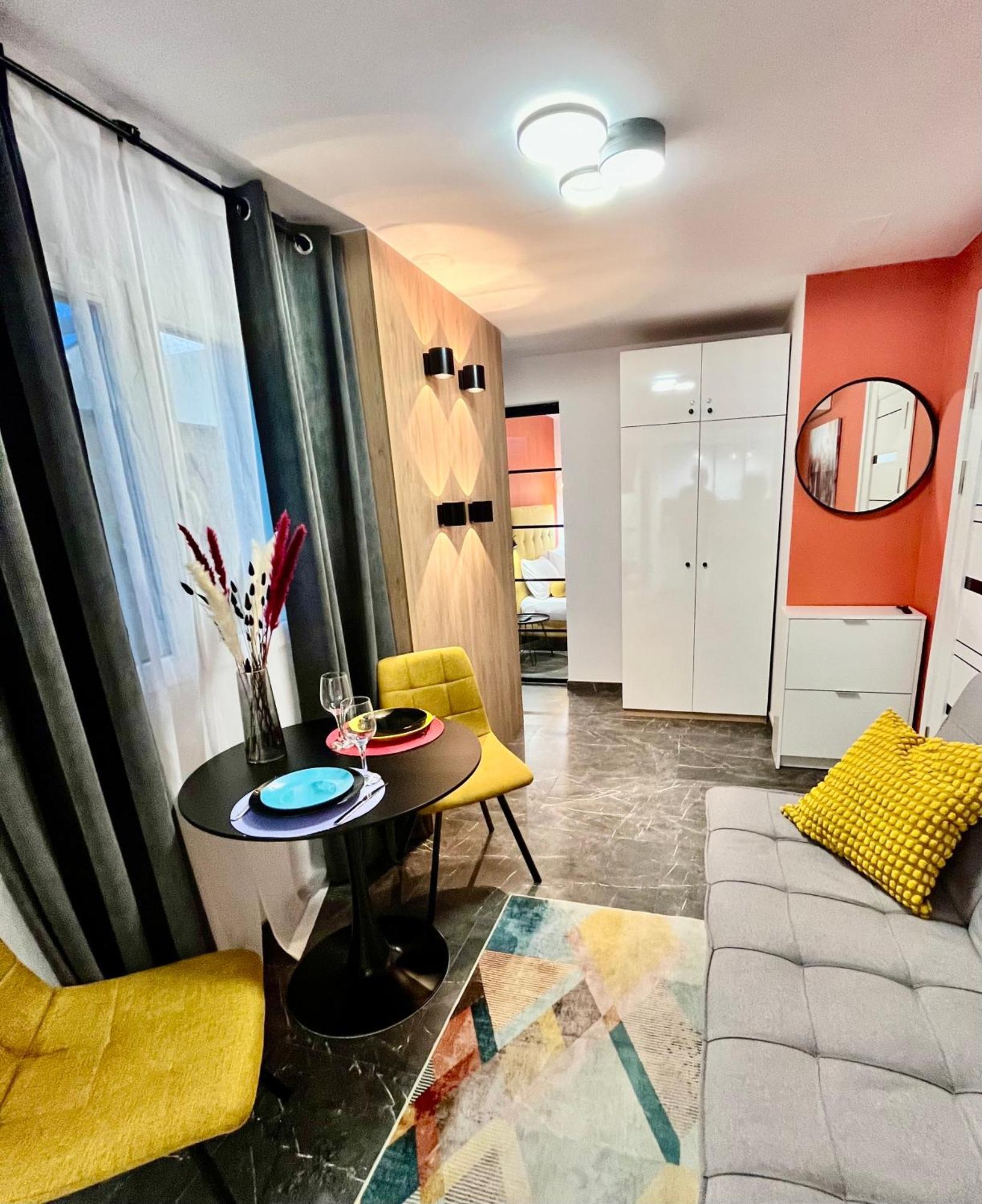 Elegante Apartamento Tres Colores อาลิกันเต ภายนอก รูปภาพ