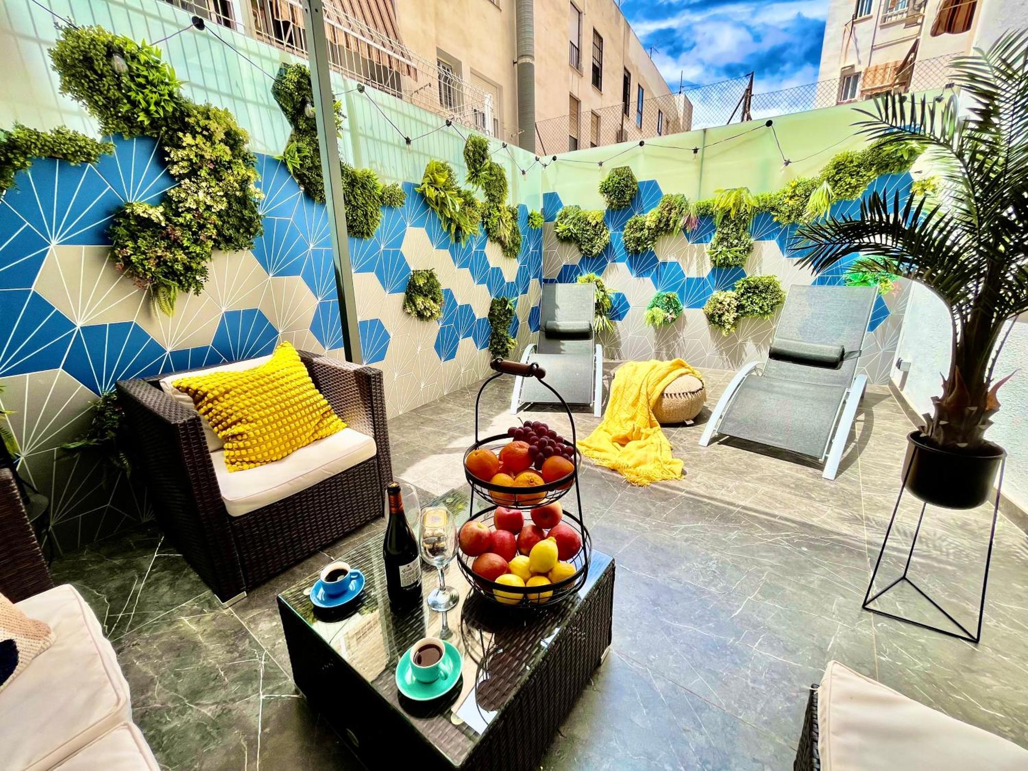 Elegante Apartamento Tres Colores อาลิกันเต ภายนอก รูปภาพ
