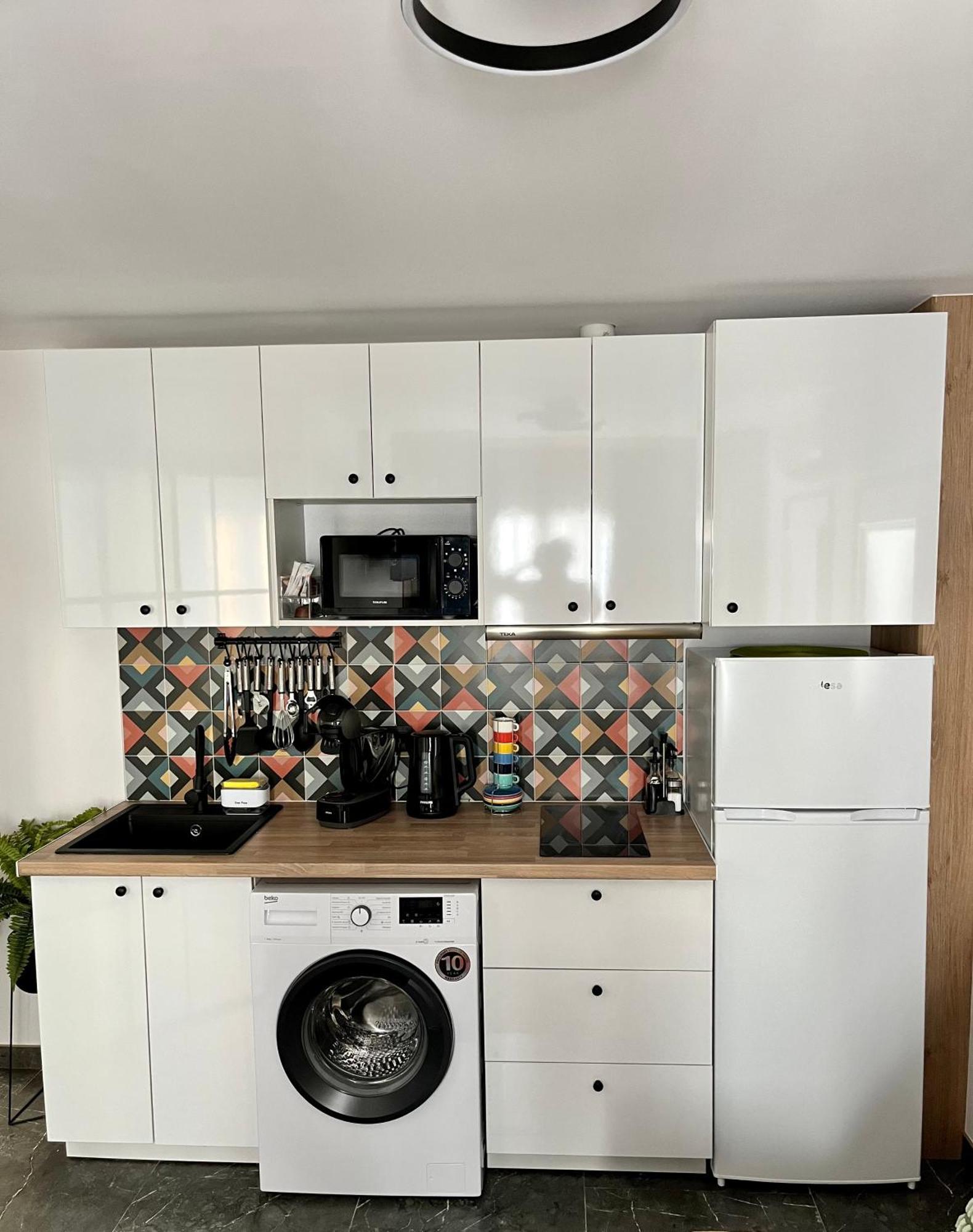 Elegante Apartamento Tres Colores อาลิกันเต ภายนอก รูปภาพ